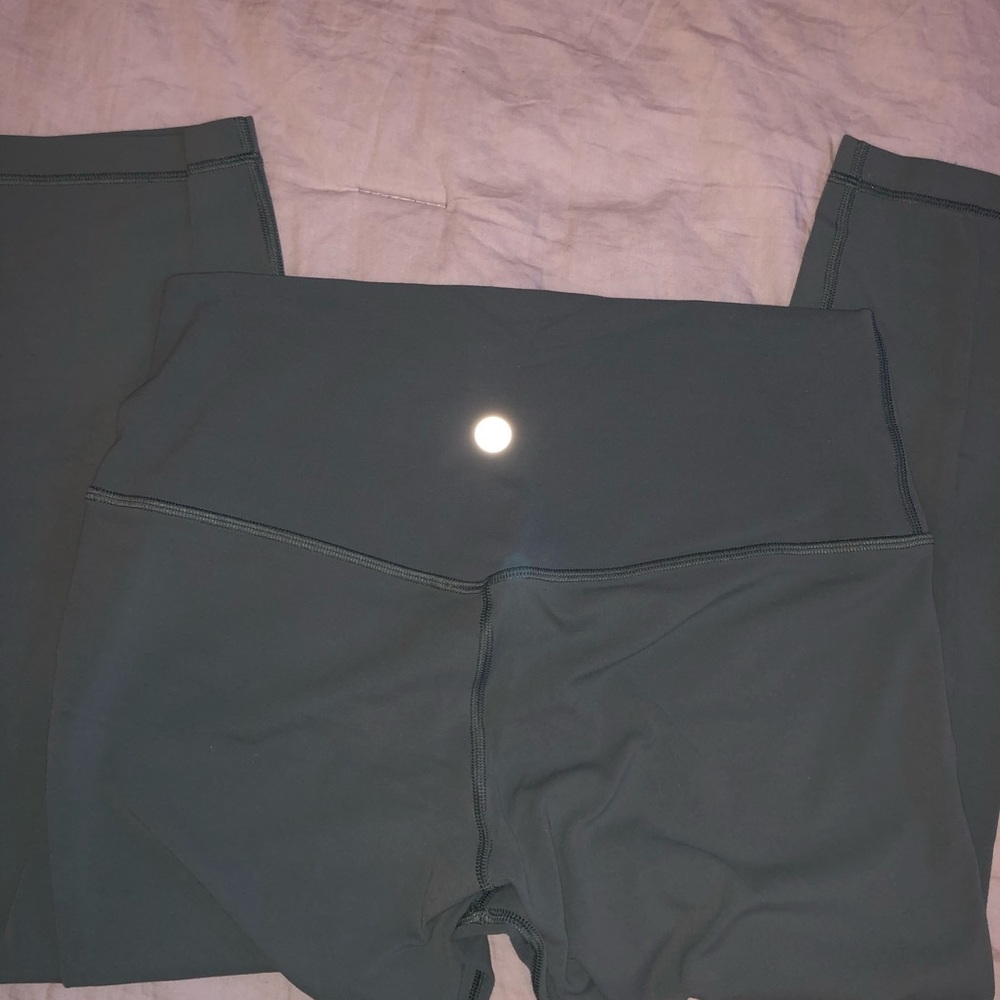 Lululemon Align Pant 25” - Picture 2 of 4